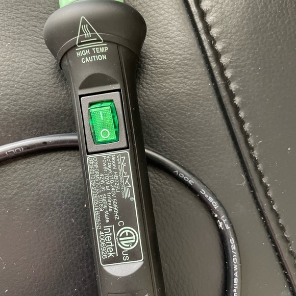 NuMe 25mm curling wand - Picture 5 of 6